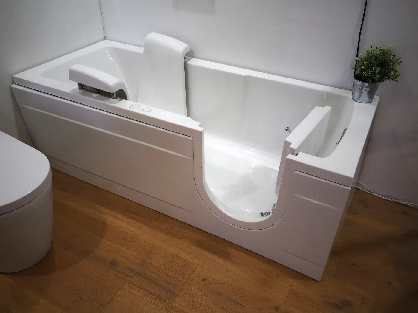 walk-in-tub-fort-smith-Twist & Spout
